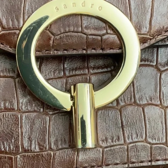 Yza Crocodile Embossed Leather Bag - Picture 5 of 8